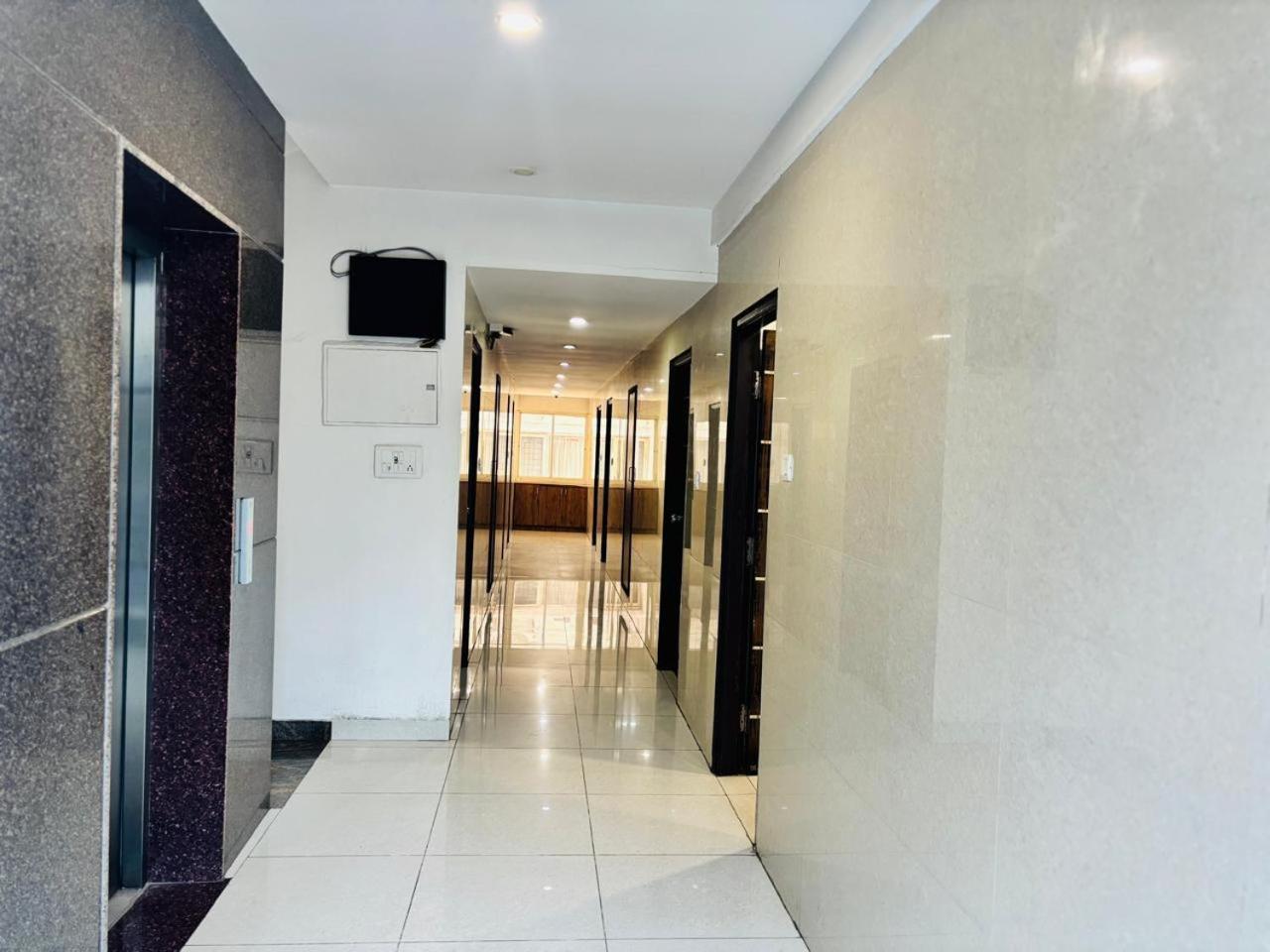 העיר בנגלור Hotel Bg Inn מראה חיצוני תמונה