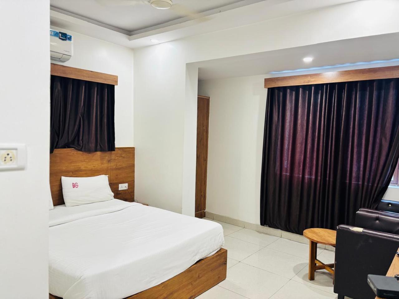 העיר בנגלור Hotel Bg Inn מראה חיצוני תמונה