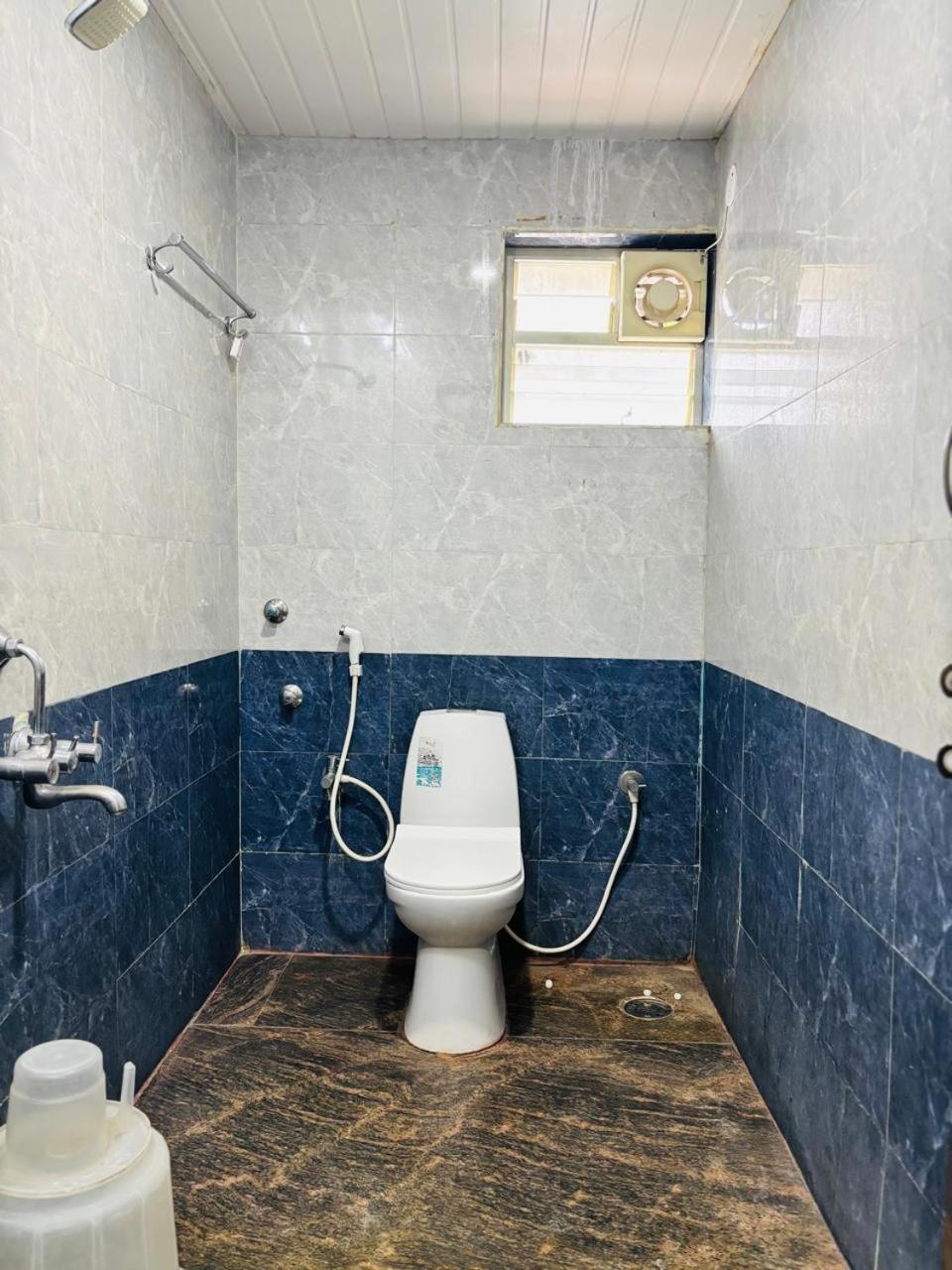 העיר בנגלור Hotel Bg Inn מראה חיצוני תמונה
